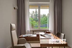 Дом 250м², 2-этажный, участок 10 сот.  