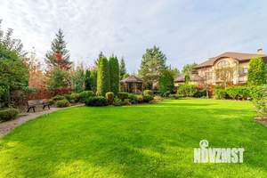 Дом 380м², 2-этажный, участок 12 сот.  