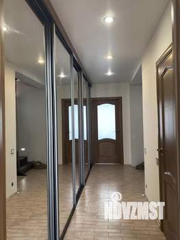 Таунхаус 170м², 3-этажный, участок 1 сот.  