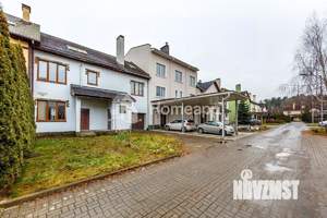 Таунхаус 199м&sup2;, 3-этажный, участок 4 сот.  