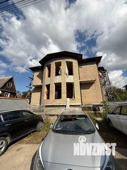 Таунхаус 616м², 4-этажный, участок 609 сот.  