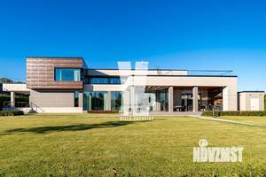 Коттедж 716м², 2-этажный, участок 26 сот.  