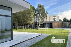 Дом 309м², 2-этажный, участок 9 сот.  