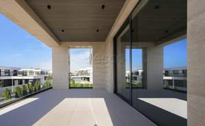 Дом 940м², 2-этажный, участок 16 сот.  