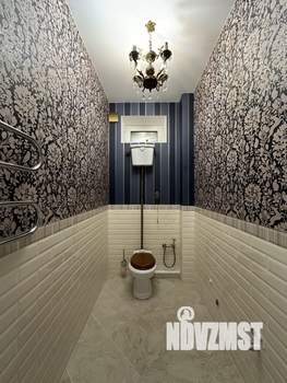 Дом 250м², 3-этажный, участок 6 сот.  