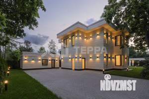 Дом 250м², 2-этажный, участок 10 сот.  