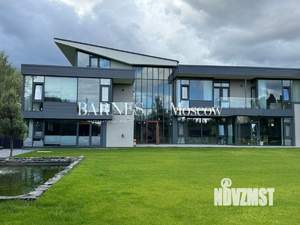 Дом 800м&sup2;, 2-этажный, участок 15 сот.  