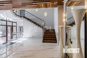 Дом 590м², 2-этажный, участок 15 сот.  