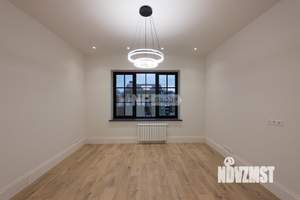 Коттедж 650м², 2-этажный, участок 18 сот.  