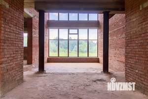 Дом 370м², 2-этажный, участок 23 сот.  