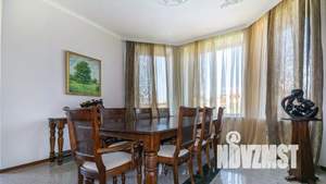 Коттедж 750м&sup2;, 2-этажный, участок 21 сот.  