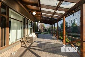 Дом 360м², 2-этажный, участок 21 сот.  