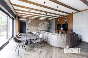 Коттедж 1015м&sup2;, 2-этажный, участок 20 сот.  