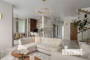 Дом 250м², 2-этажный, участок 10 сот.  