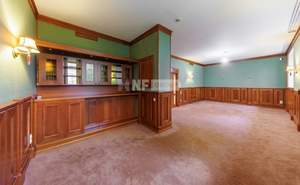 Дом 602м&sup2;, 2-этажный, участок 40 сот.  