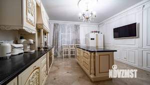 Дом 692м², 4-этажный, участок 17 сот.  