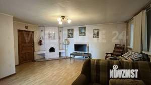 Коттедж 250м&sup2;, 3-этажный, участок 6 сот.  