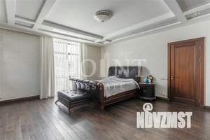 Коттедж 600м², 2-этажный, участок 20 сот.  