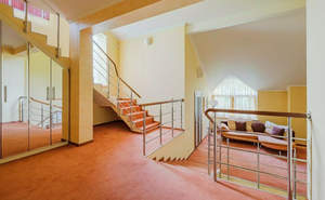 Дом 260м², 3-этажный, участок 12 сот.  