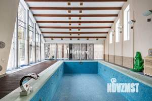 Коттедж 1700м&sup2;, 2-этажный, участок 49 сот.  