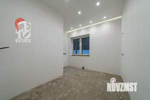 Дом 245м&sup2;, 2-этажный, участок 7 сот.  