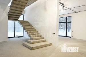 Дом 309м², 2-этажный, участок 9 сот.  