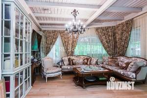 Коттедж 450м², 2-этажный, участок 55 сот.  