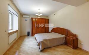 Дом 602м&sup2;, 2-этажный, участок 40 сот.  