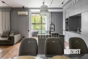 Таунхаус 250м², 2-этажный, участок 2 сот.  