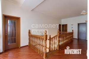 Коттедж 370м², 2-этажный, участок 12 сот.  