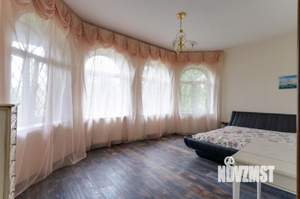 Дом 370м², 2-этажный, участок 12 сот.  