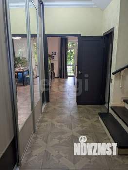 Таунхаус 133м², 3-этажный, участок 3 сот.  