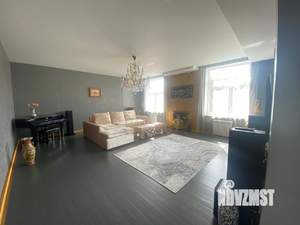 Дача 380м², 3-этажный, участок 8 сот.  