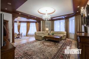 Коттедж 1200м², 3-этажный, участок 93 сот.  