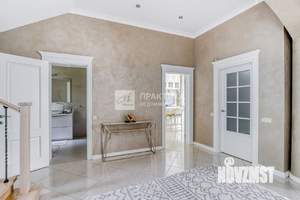 Дом 325м², 3-этажный, участок 6 сот.  