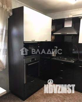 Дом 250м², 2-этажный, участок 6 сот.  