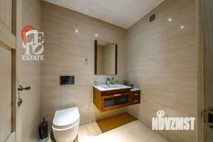 Дом 398м&sup2;, 2-этажный, участок 7 сот.  