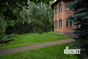 Дом 370м², 2-этажный, участок 12 сот.  