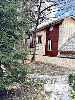 Коттедж 280м², 3-этажный, участок 8 сот.  