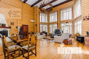 Дом 700м², 3-этажный, участок 15 сот.  