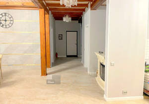 Дом 201м&sup2;, 3-этажный, участок 8 сот.  