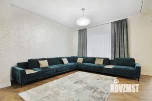 Дом 525м², 2-этажный, участок 14 сот.  