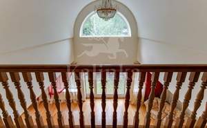 Дом 370м², 2-этажный, участок 0 сот.  