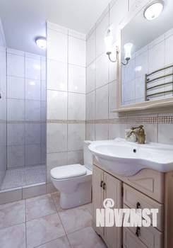 Дом 120м², 2-этажный, участок 7 сот.  