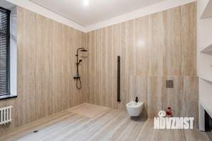 Коттедж 900м², 2-этажный, участок 15 сот.  