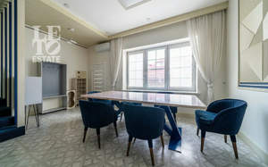 Дом 400м², 3-этажный, участок 2 сот.  