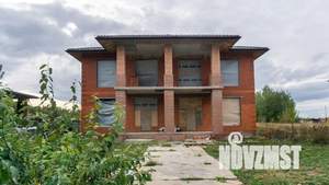 Коттедж 440м², 2-этажный, участок 10 сот.  