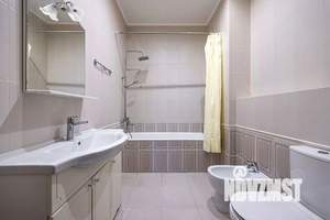 Таунхаус 350м², 3-этажный, участок 3 сот.  