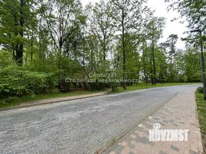 Дом 1110м², 3-этажный, участок 60 сот.  