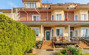 Дом 400м², 3-этажный, участок 2 сот.  